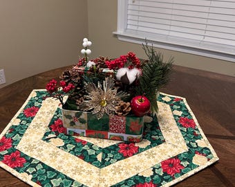 Christmas Floral & Gold Hexagon TableTopper