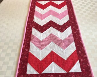 Valentine Chevron Table Runner