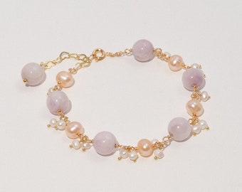 Kunzite bracelet with natural pink tone freshwater pearl, Beaded bracelet with semi precious stone, Light purple/pink  gemstone bracelet