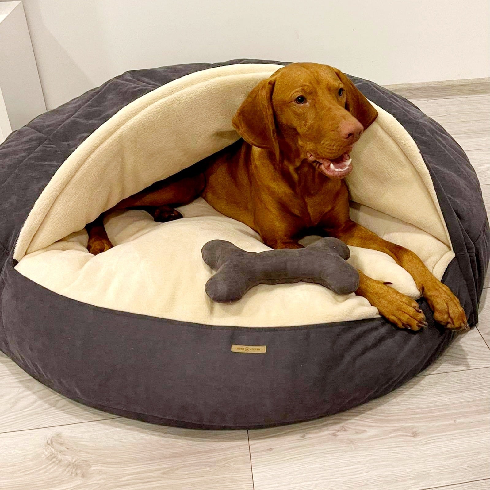 soft dog bed with roof