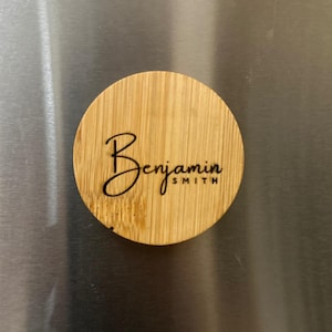 Abridor de garrafas magnético personalizado - Presente de madeira personalizado para amantes de cavernas ou bebidas, presente para namorado, presente para marido, lembrancinhas de casamento