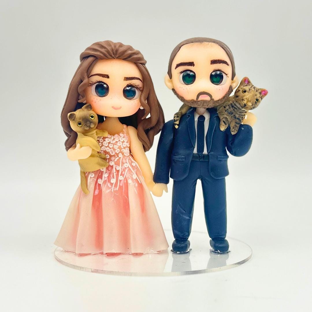 Custom Wedding Cake Topper Personalized Bride Groom Figurine With Pets ...