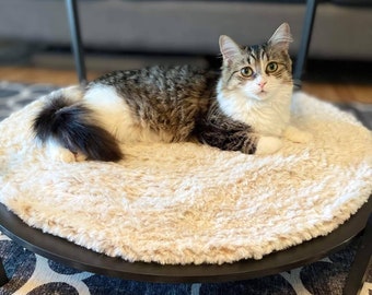 Faux Fur Calming Cat Bed: Anti-Anxiety Kitten Blanket