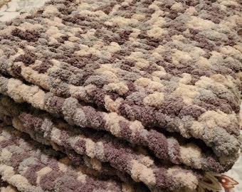 Heavy Chunky Knit Blanket: Hand-Knit, Machine Washable