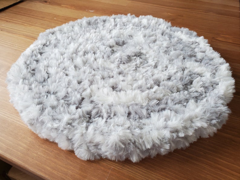 calming cat bed