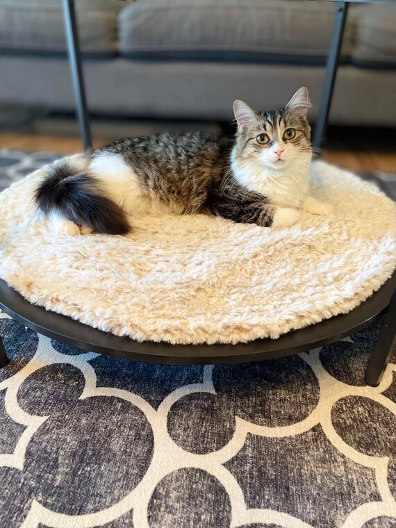Faux Fur Calming Cat Bed: Anti-Anxiety Kitten Blanket