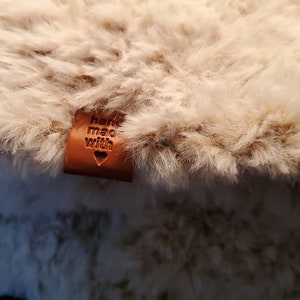 calming cat bed