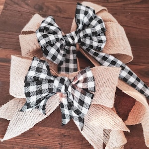 Handmade Burlap and Plaid Bow: Farmhouse Holiday Decor