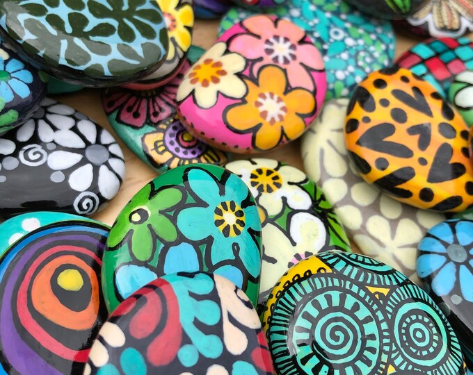 Sampler Bag of 9 Assorted Hand-painted Rocks · Art Stones - Etsy
