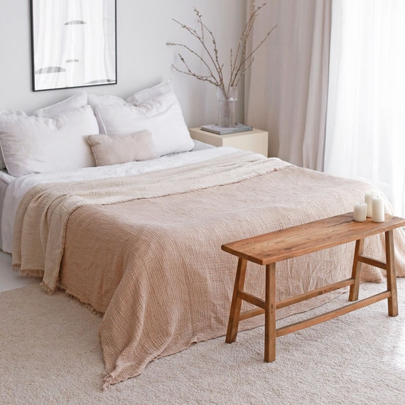 Lightweight summer blanket queen size hotsell
