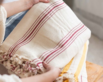 Soft Cotton Throw Blanket with Fringe, Summer Lightweight Bedspread, Red Striped Blanket