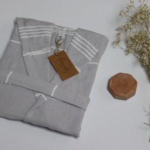 Organic Turkish Cotton Kimono Robe: Lightweight Bathrobe