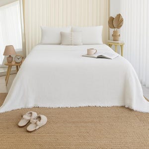 Organic Muslin Bedspread, White Cotton Blanket, Muslin Bed Cover, Gauze Blanket, Twin Queen Bed Spread, King Size Coverlet
