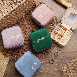 Portagioielli da viaggio con nome personalizzato, portagioielli in velluto personalizzati, bomboniere per matrimonio, regalo per damigella d'onore, organizer per gioielli, regalo per addio al nubilato