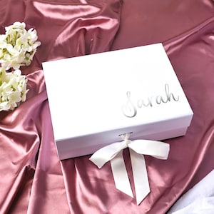 MAGNETIC White Gift Box | Custom Empty Gift Box | Proposal Box | Bridal Shower Party Favors | Maid of Honour Box | Will You Be My Bridesmaid