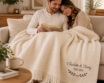 Personalized Chunky Knit Throw Blanket, Embroidered Couple Names Blanket, Wedding Anniversary Gift, Cozy Fringe Sofa Blanket