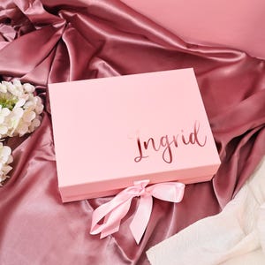 Custom MAGNETIC Empty Gift Box | Personalized Bridesmaid Proposal Box | Bridal Shower | Maid of Honor Gift Box | Will You Be My Bridesmaid
