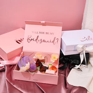Personalized MAGNETIC Empty Gift Box | Custom Bridesmaid Proposal Box | Bridal Shower | Maid of Honor Gift Box | Will You Be My Bridesmaid