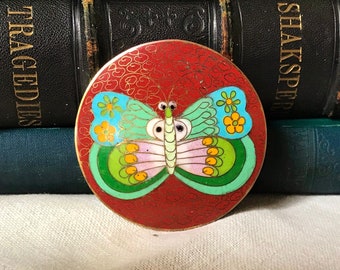 CLOISONNE BUTTeRFLY BELT BUCKLE, ViNTAGE rounD BraSS Buckle, 1970's  Hippy jewelry, 2-1/2" round buckle, cosTuMe JeweLry