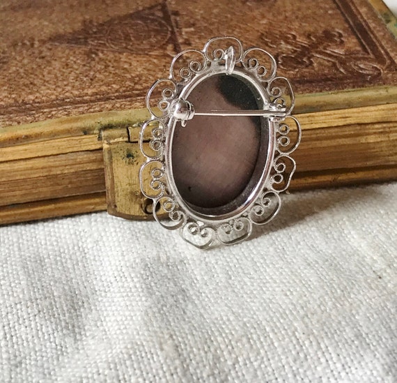 STeRLiNG Mother of Pearl CAMEO Brooch PENDANT, Ca… - image 3