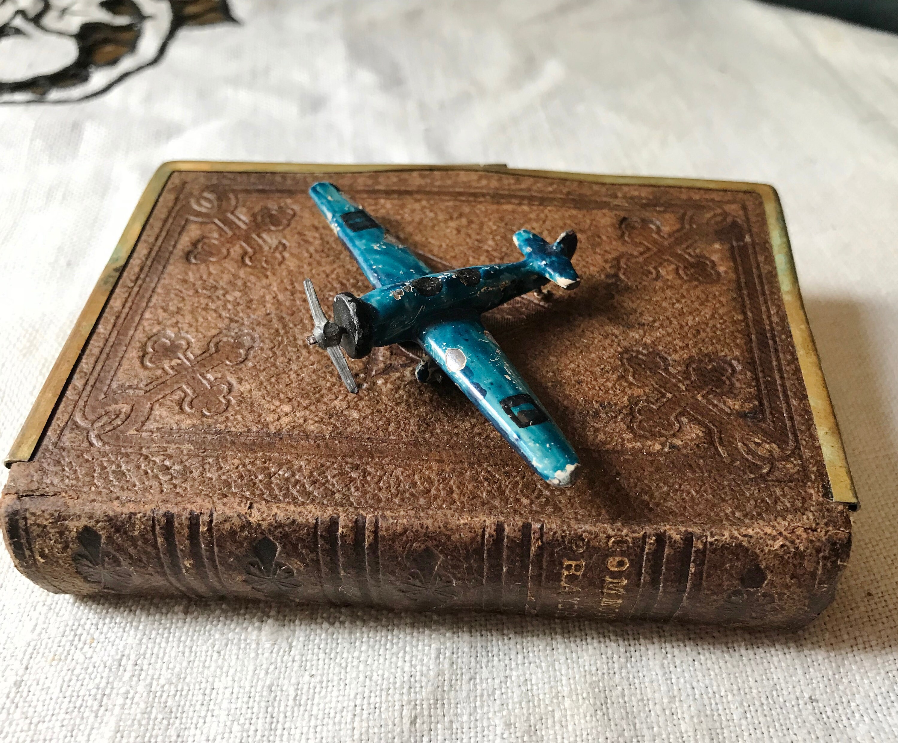 Vintage MINIATURE TOY AIRPLANE, Single Propeller Plane, Long Wings, Double Cockpit, Diecast