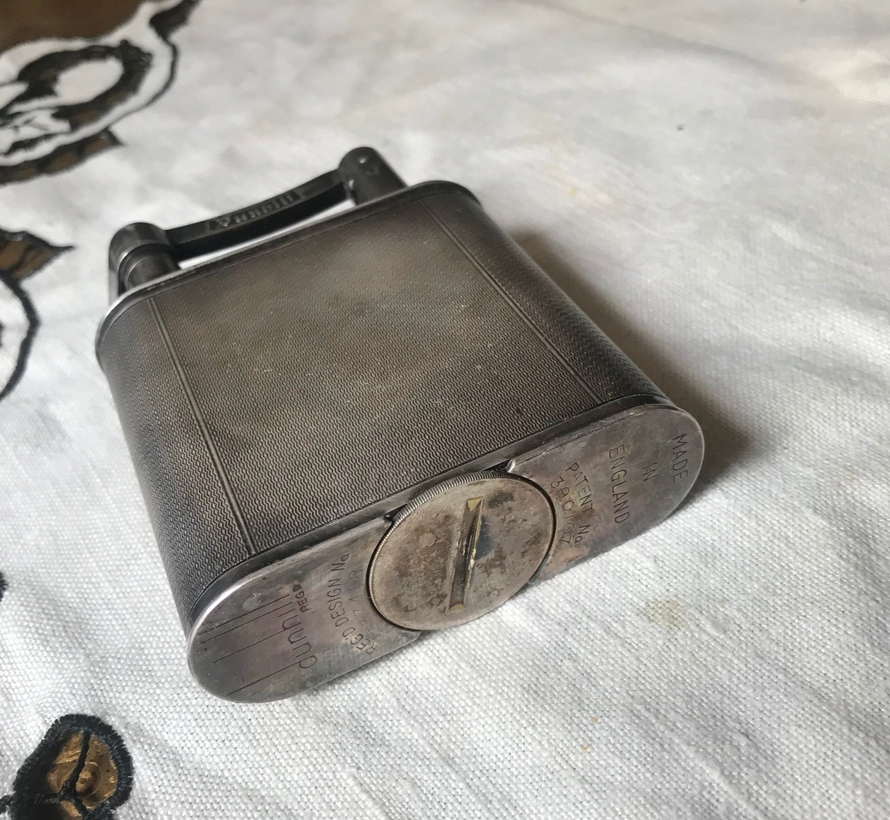 DUNHILL GIANT TABLE Lighter, Vintage Engine Turned