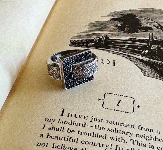 Bague à Cristaux Des Années 80 - Bijou Vintage Occasion, état Excellent, Pour Femme, Couleur Transparente