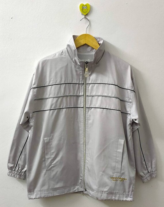 Windbreaker no cheap hoodie