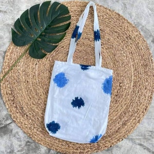 Tote tie dye bag, Indigo tie dye bag with zipper, Handmade tie-dye natural bag, Indigo tie dye shopping bag, Double layered tote bag