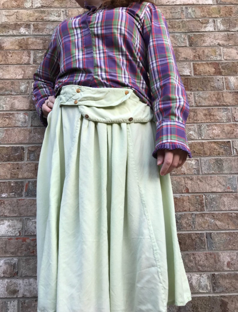 Light Green Skirt Size 12