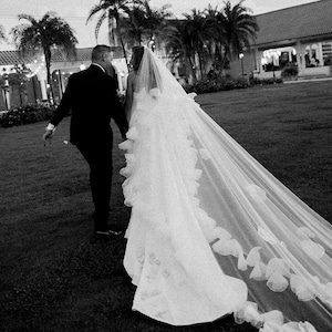 Organza bloemblaadje sluier lengte tot kathedraal, lange sleep bruidssluier