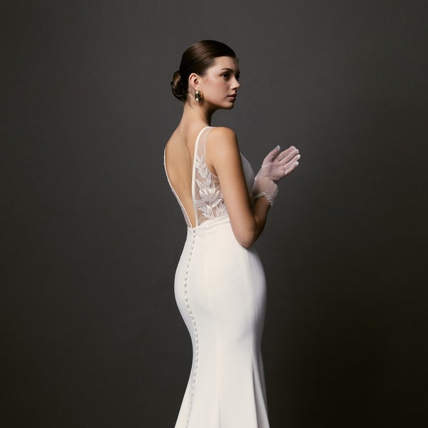 Classical Wedding Dress/ Trumpet Wedding Dress/ Bridal Dress/ Elegant Bridal Dress / Long Bridal Dress / Gift for Bride OOA104
