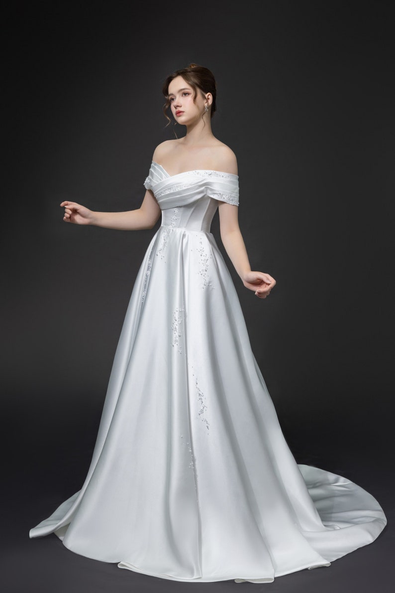 Miley Brautkleid / Hochzeitskleid / Perlenkleid / Geschenk für Braut OOA116 Bild 1