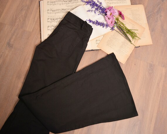 Size 6 8 | Black Bell Bottom Pants made in Italy … - image 4