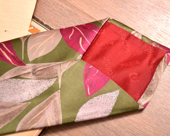 Gray Pink Green Leaf Pattern Necktie | Soft Silk … - image 4