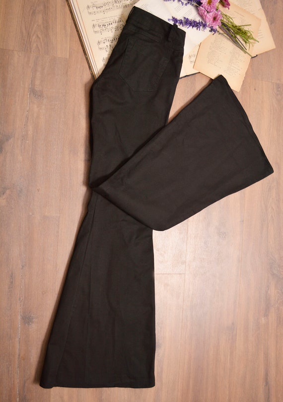 Size 6 8 | Black Bell Bottom Pants made in Italy … - image 6