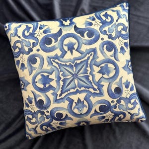 Blue Moroccan Tile Pillow Cover, Spanish Tile Pillowcase, Mediterranean style Home Decor, Handmade Boho Pillow Cover, Berber Ethnic Gift