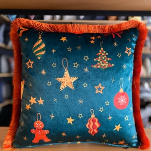 Christmas Cookie Fringe Velvet Decorative Throw Pillow Case, Designer Holiday Tassel Cushion Cover Handmade Lumbar Pillowcase Multi Sizes