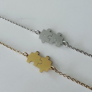 DOS pulseras con iniciales personalizadas con rompecabezas / Letras personalizadas estampadas a mano / Parejas a juego / Regalos para ella y él / Cumpleaños / Pulsera grabada