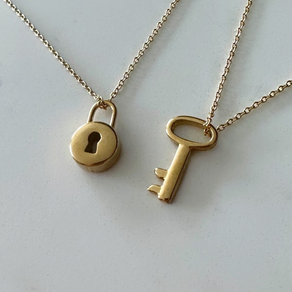 Lock and Key Pendant Necklace Set | Matching Necklace Key and Padlock | Silver Gold Couples Necklace Set | Gifts for Her Him Bestfriend Love