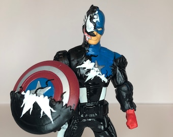 Venom Captain America Figure