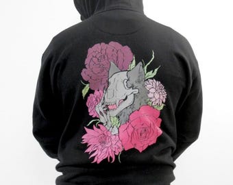 Sudadera con capucha y calavera de lobo floral