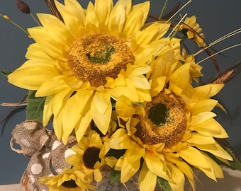 Sunflower Centerpiece, Fall Floral Centerpiece, Fall Decor, Sunflower Decor, Sunflower Floral Arrangement, Thanksgiving Decor