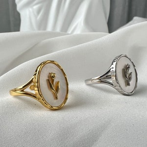 18K Gold Plated Sterling Silver Mother of Pearl Tulip Oval Ring, One Size Ring