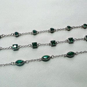 Pulsera de plata de ley chapada en oro de 18 quilates con delicadas piedras preciosas verdes imagen 7