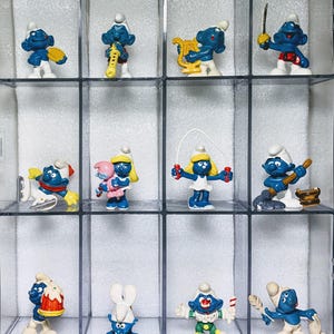 VETERAN-1208 Pre-owned Vintage Smurf Figures Veteran Smurfs Collection Peyo Schleich Bully Toy Schtroumpf Figurine (Price by the unit)