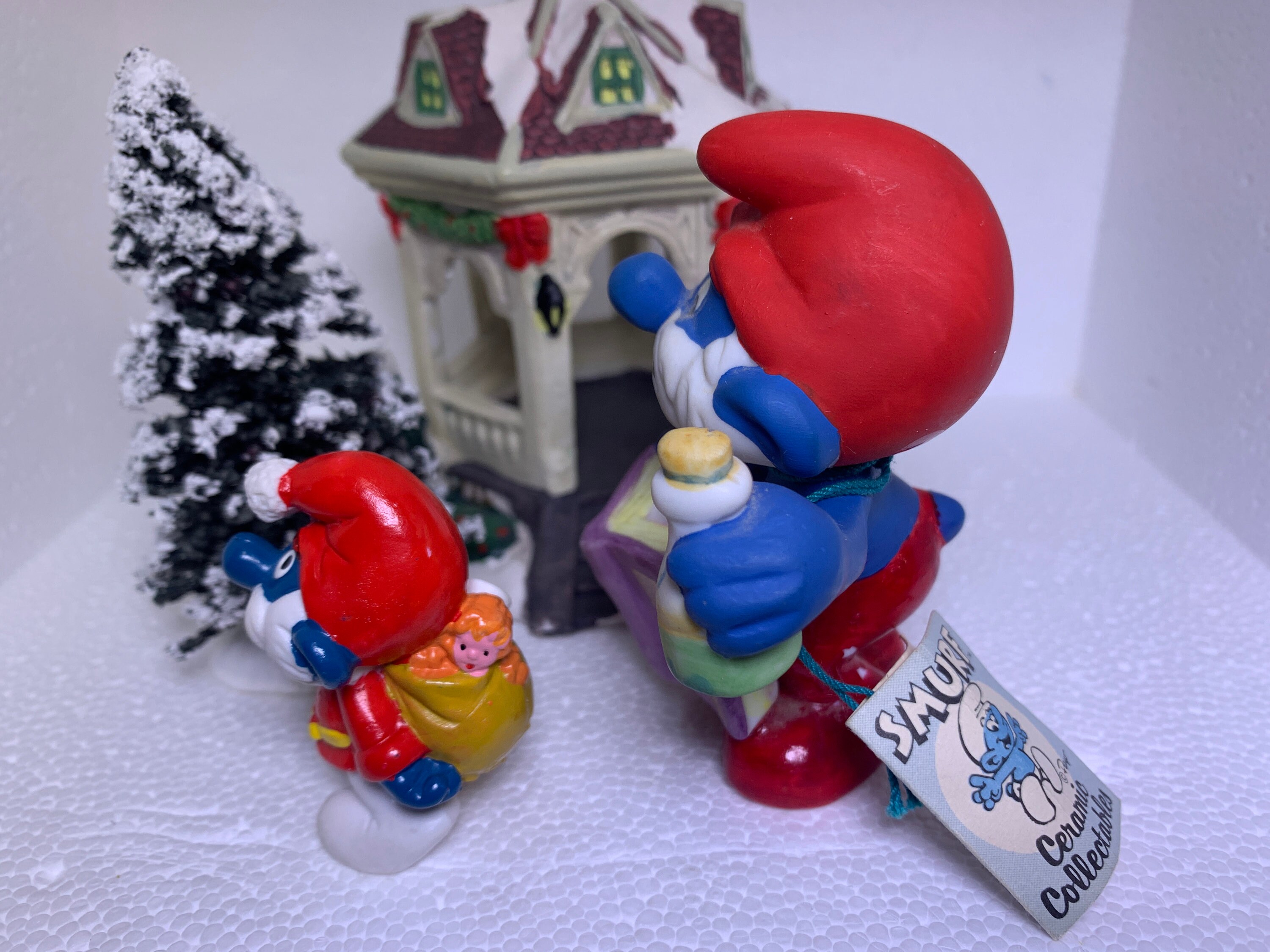 Figurine Schtroumpfette Noël – Céramique 1982 – Wallace Berrie – Rare