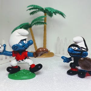 BASEBALL-0205_From the Sport Smurf Series Set of 2 Vintage Baseball Smurfs figures Peyo Schleich 20166 Pitcher 20146 Catcher Schtroumpf Toy