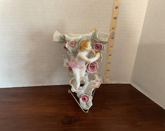 Ucagco China Wall Pocket