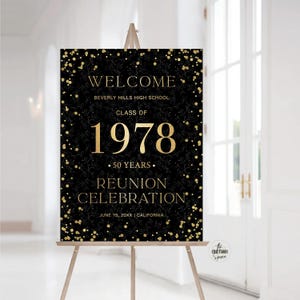 Modern Class Reunion Welcome Sign, Any class any year Reunion Welcome Board, 50 year High School Reunion, Minimalist Reunion Decorations
